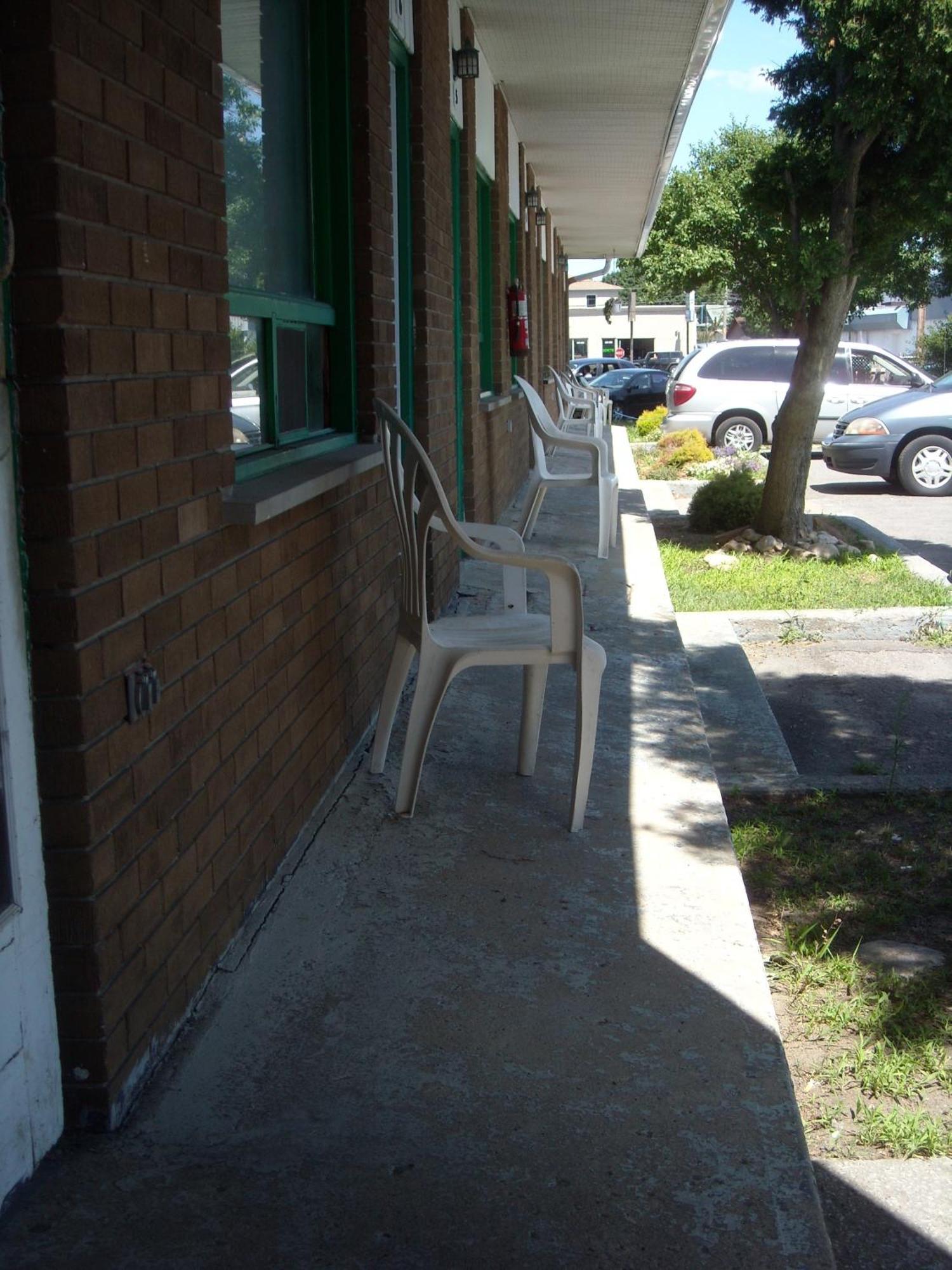 Motel Montreal *