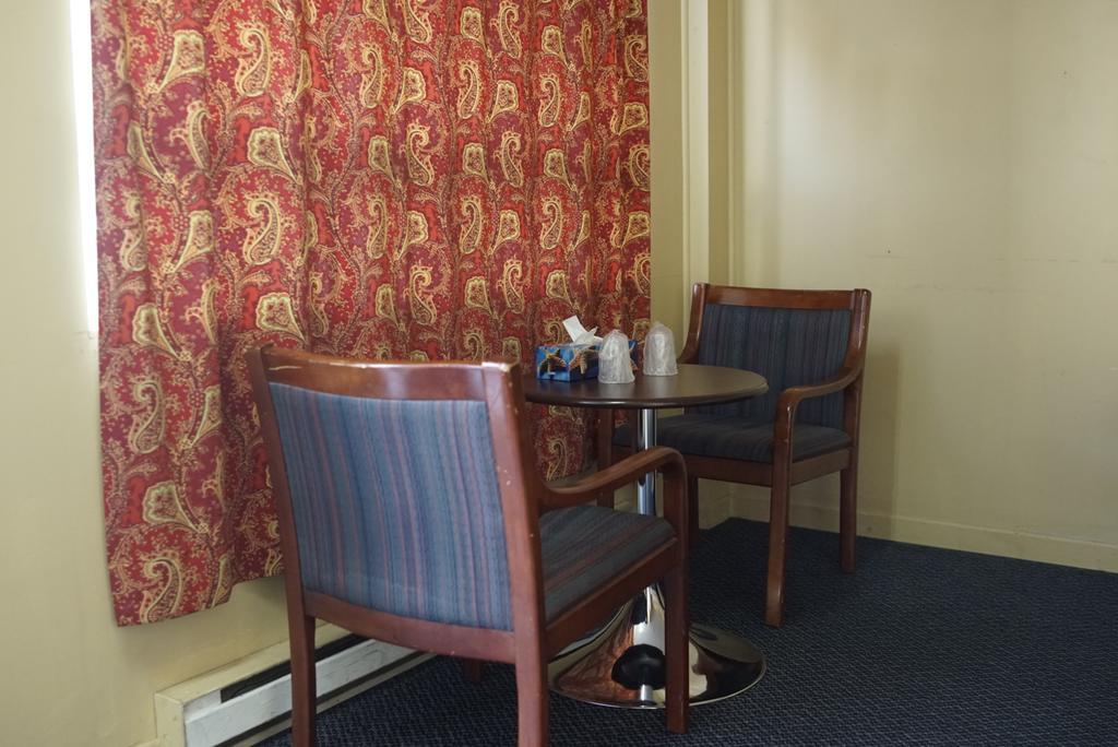 Montreal Motel